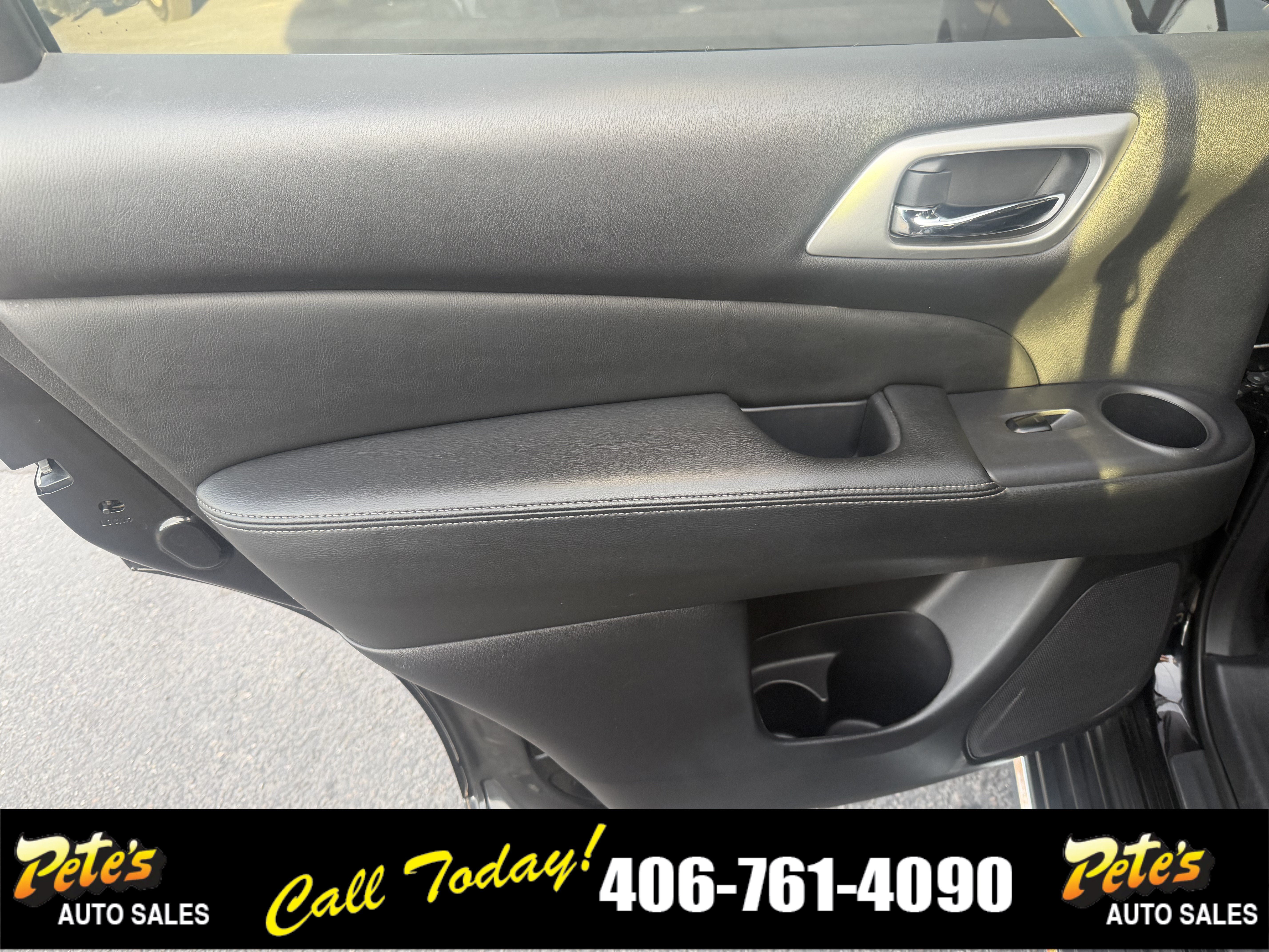 Used 2019 Nissan Pathfinder SL w/ SL Premium Package AWD/4WD image 28