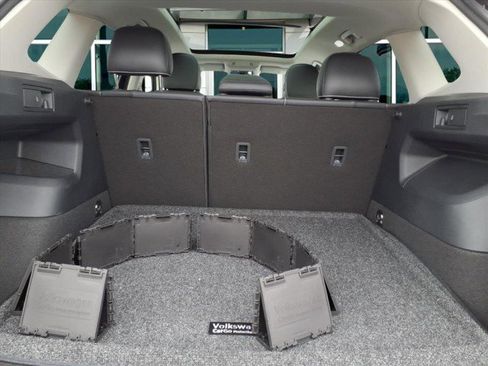 New 2026 Volkswagen Tiguan SE image 10