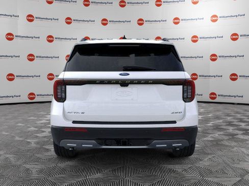 New 2026 Ford Explorer Active w/ Active Comfort Package image 5