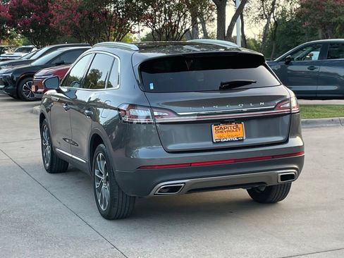 Used 2022 Lincoln Nautilus Reserve w/ Luxury Package AWD/4WD image 4