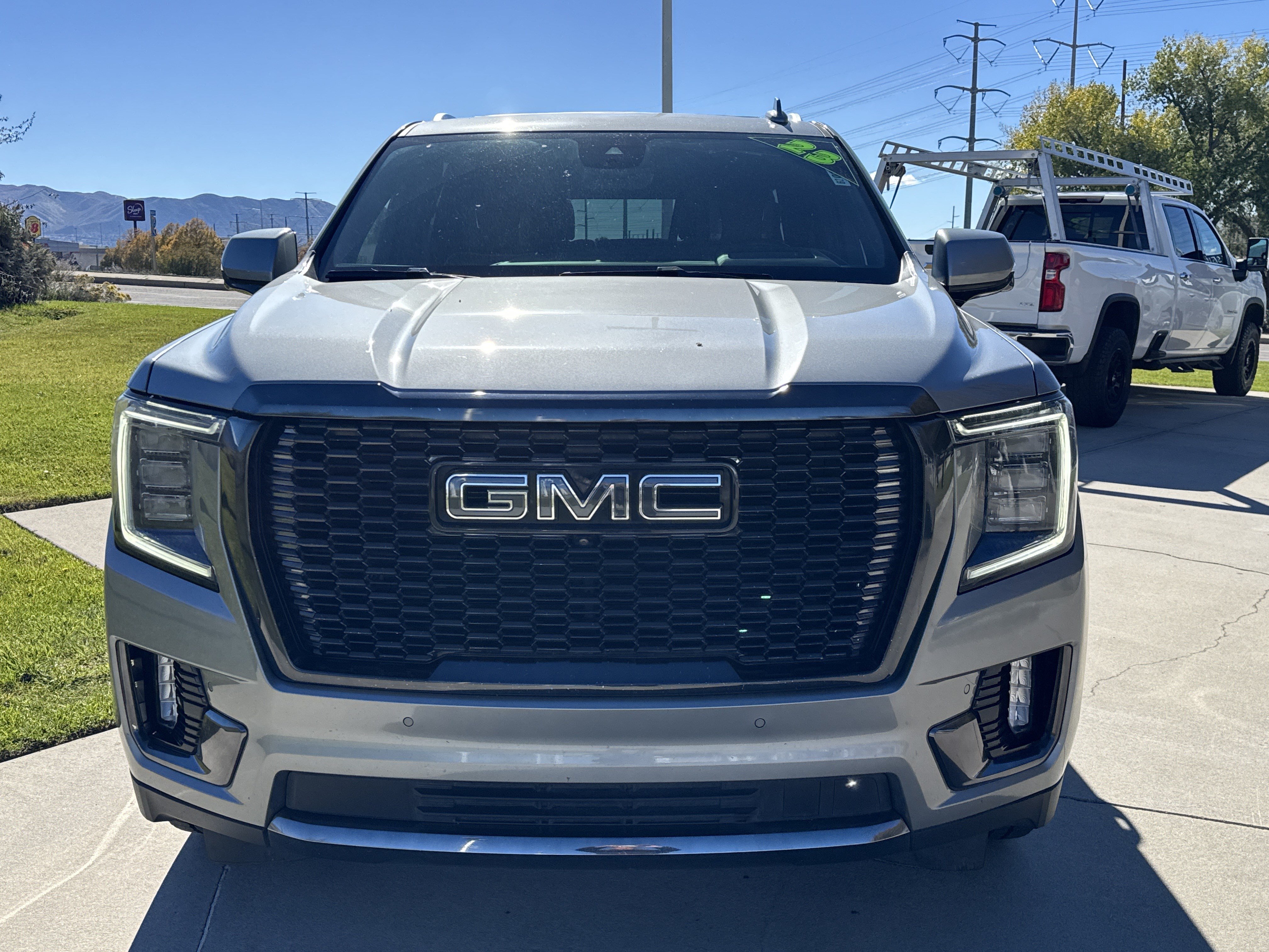Certified 2023 GMC Yukon Denali Ultimate AWD/4WD image 7