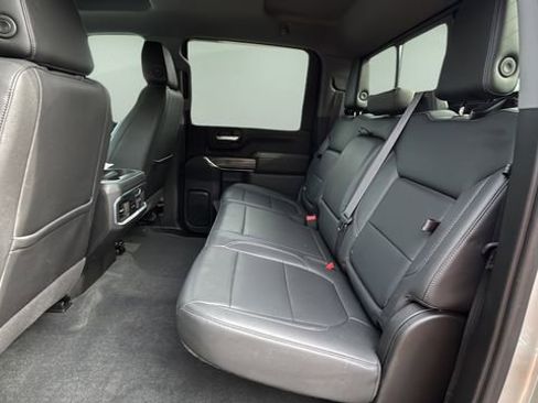 Used 2021 Chevrolet Silverado 2500 LTZ w/ LTZ Premium Package image 18