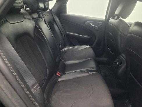 Used 2015 Chrysler 200 S w/ Navigation & Sound Group I FWD image 19