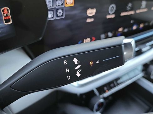 Used 2025 Chevrolet Equinox EV LT w/ Active Safety Package 3 image 21