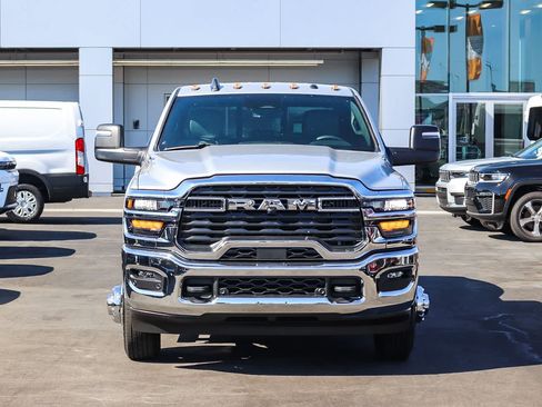 New 2027 RAM 3500 Tradesman AWD/4WD image 2