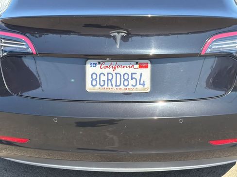 Used 2018 Tesla Model 3 AWD/4WD image 21