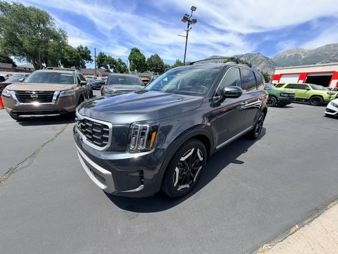 Used 2023 Kia Telluride S w/ S Sunroof Package AWD/4WD image 7