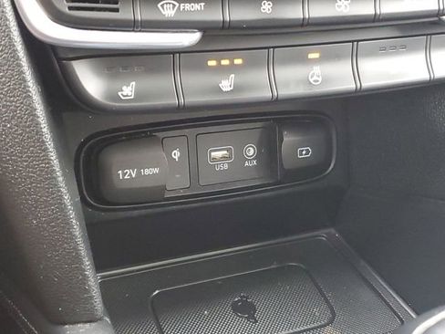 Used 2020 Hyundai Santa Fe Limited w/ Cargo Package image 19