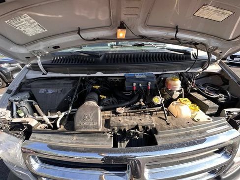Used 2001 Dodge B2500 RWD image 15