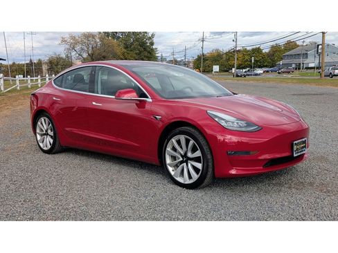 Used 2018 Tesla Model 3 Long Range image 3