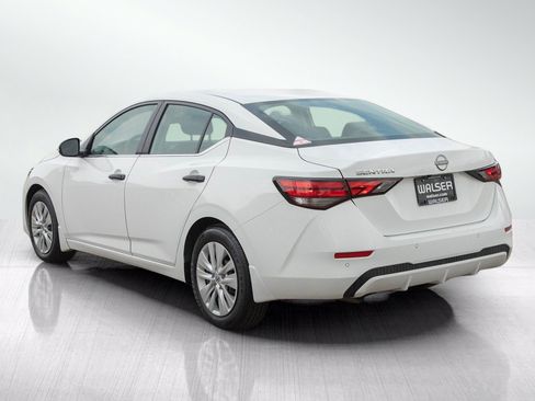 Used 2025 Nissan Sentra S FWD image 3
