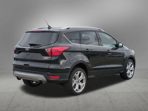 Used 2019 Ford Escape Titanium image 6