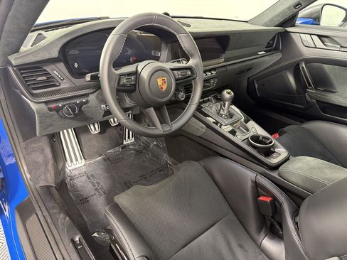 Certified 2026 Porsche 911 GT3 w/ Weissach Package RWD image 4
