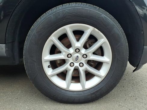 Used 2014 Ford Edge SE w/ Equipment Group 101A FWD image 19