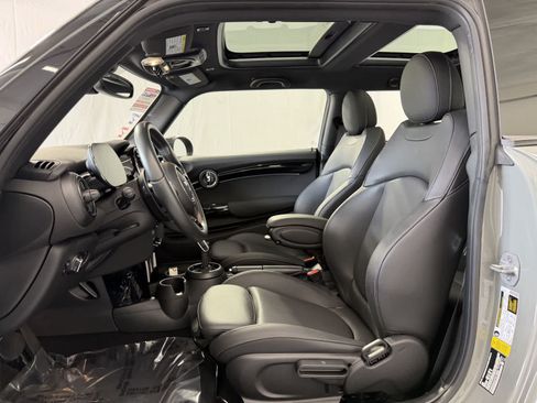 Used 2023 MINI Cooper S FWD image 10