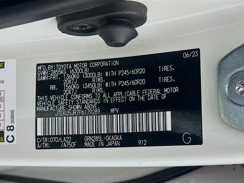 Used 2023 Toyota 4Runner Limited w/ Wilderness Package (TMS) AWD/4WD image 12