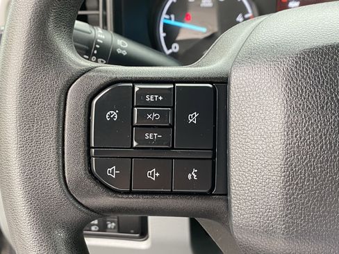 Used 2024 Ford F350 XLT image 28