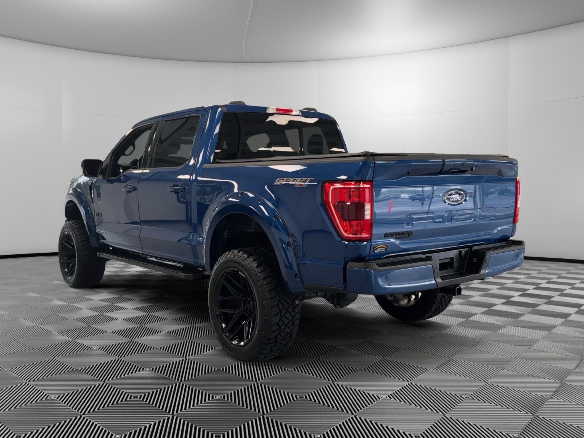 Used 2022 Ford F150 XLT w/ Equipment Group 302A High AWD/4WD image 6
