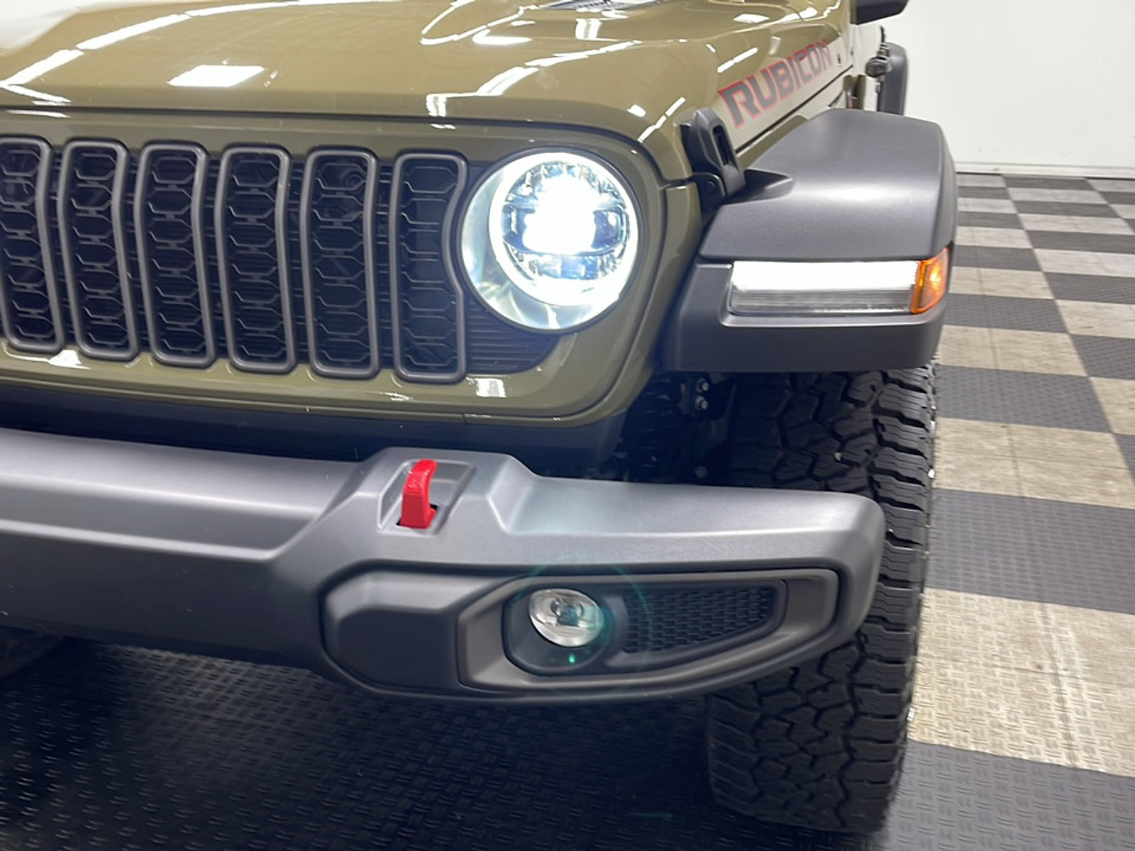 Used 2026 Jeep Gladiator Rubicon w/ Steel Power Dome Hood Package AWD/4WD image 25