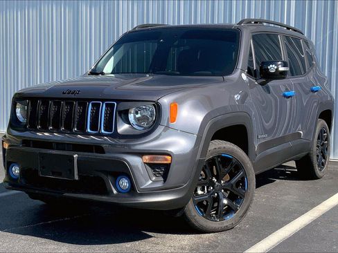 Used 2023 Jeep Renegade Altitude w/ Convenience Group I AWD/4WD image 1
