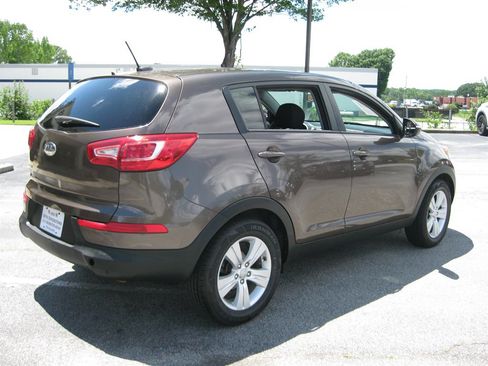 Used 2013 Kia Sportage LX FWD image 7