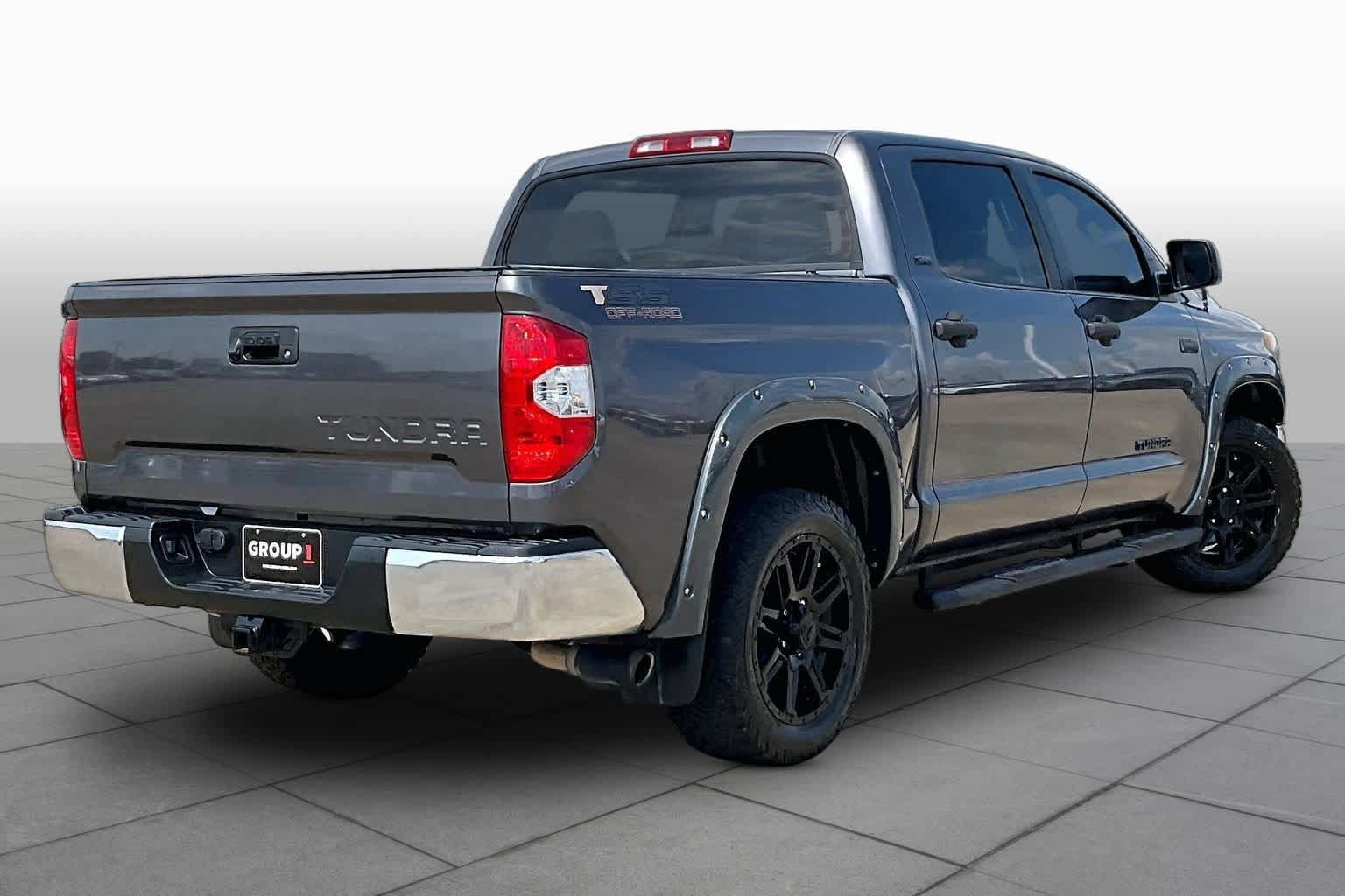 Used 2018 Toyota Tundra SR5 w/ SR5 Upgrade Package RWD image 13