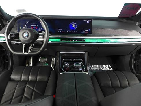 Used 2023 BMW 740i w/ Parking Assistance Package image 24