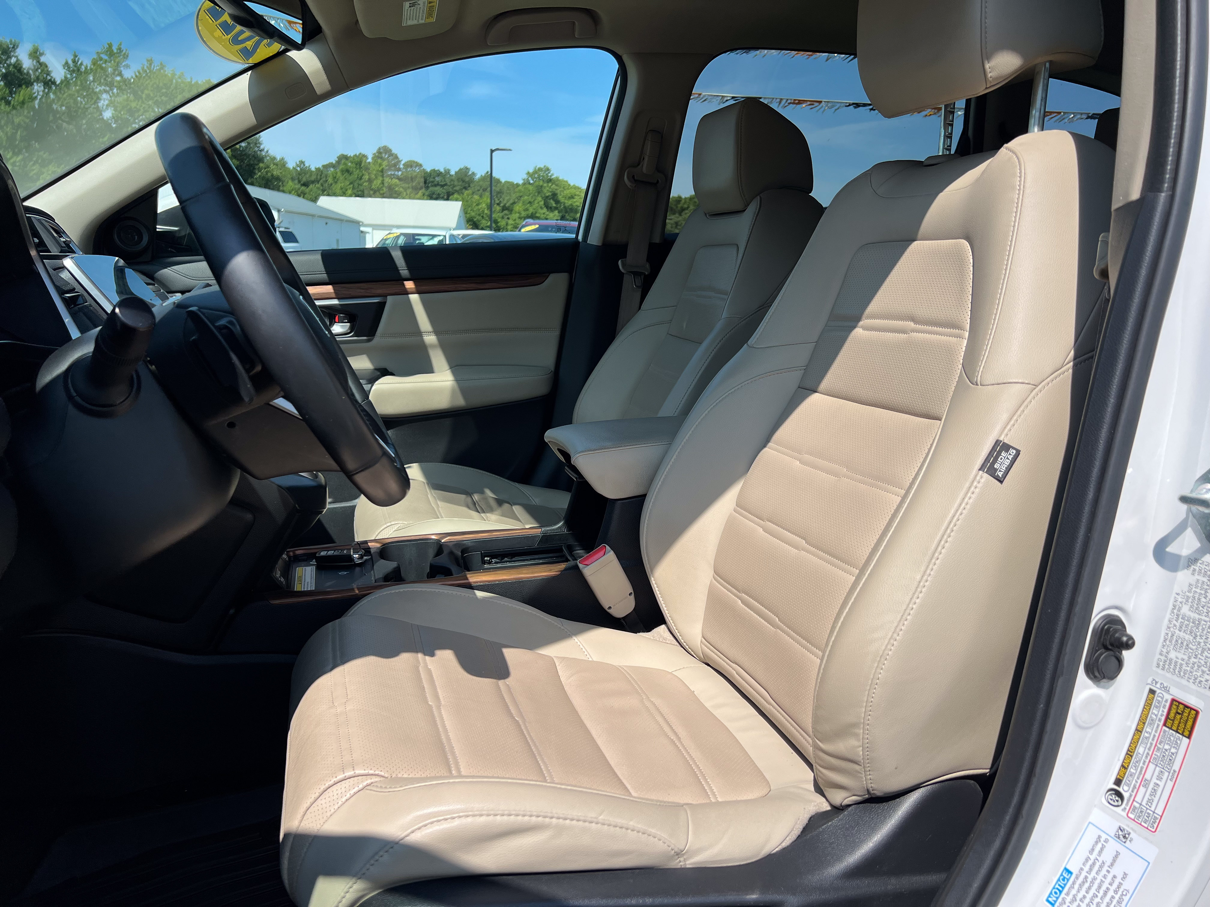 Used 2022 Honda CR-V Touring image 16