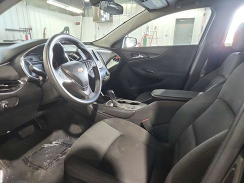 Used 2018 Chevrolet Malibu LT FWD image 9