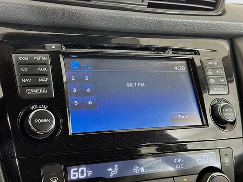 Used 2017 Nissan Rogue SL w/ SL Premium Package AWD/4WD image 21