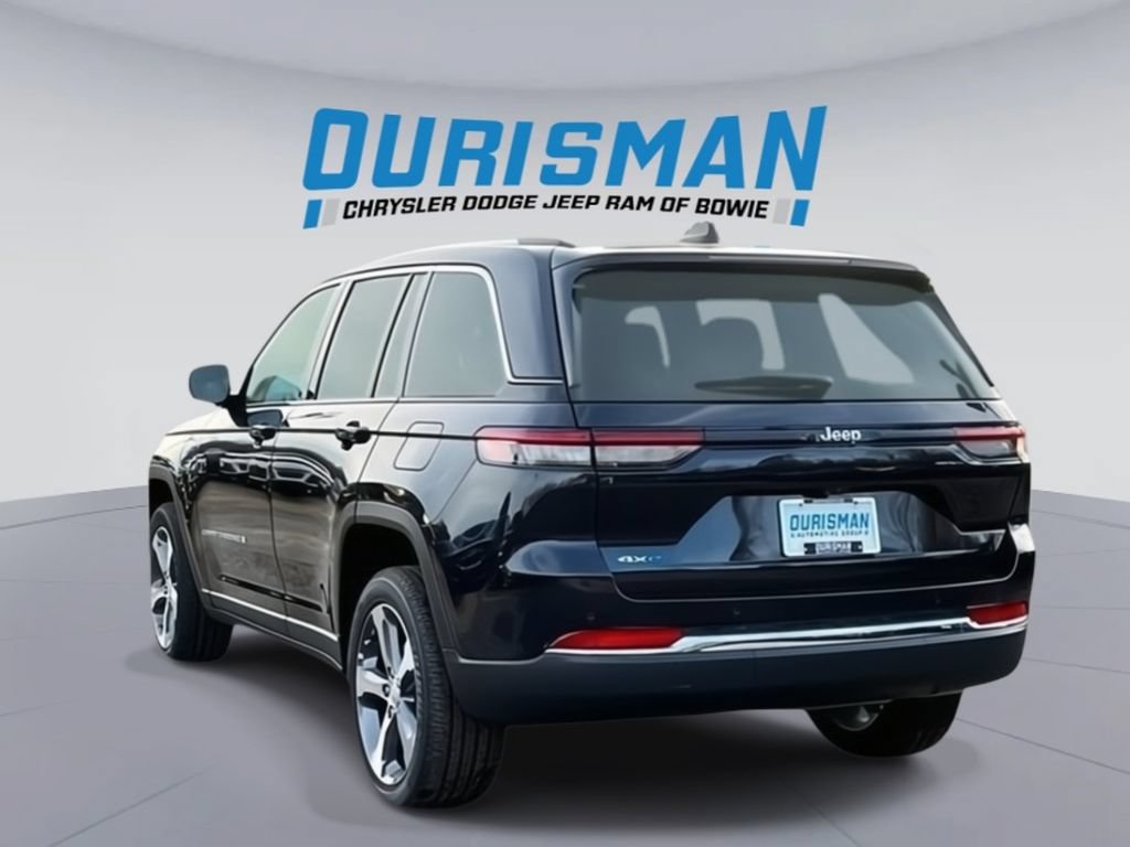 Used 2024 Jeep Grand Cherokee Limited 4xe AWD/4WD image 5