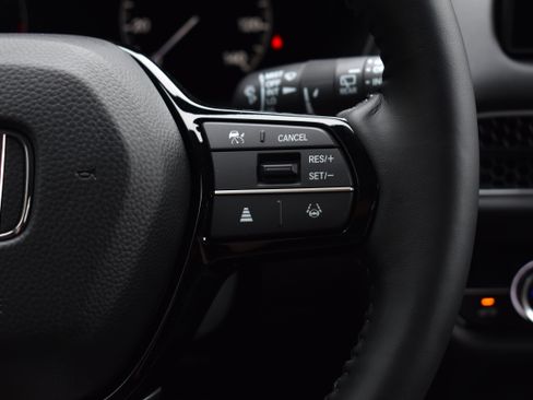 New 2026 Honda HR-V EX-L image 18