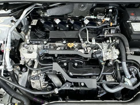 Used 2024 Toyota Corolla LE FWD image 18