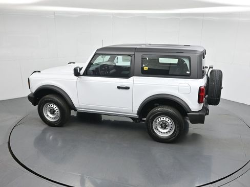 New 2025 Ford Bronco 2-Door image 30