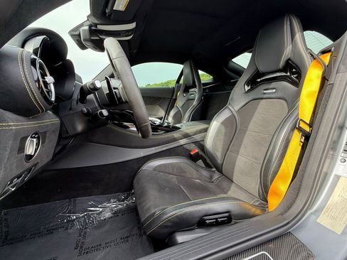 Used 2019 Mercedes-Benz AMG GT R image 13