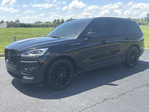 Used 2023 Lincoln Aviator Reserve w/ Equipment Group 201A AWD/4WD image 5