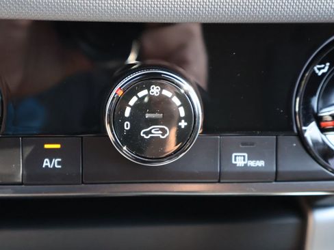 New 2026 Kia Seltos LX image 28