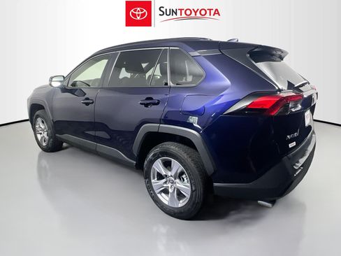 Used 2025 Toyota RAV4 XLE FWD image 6