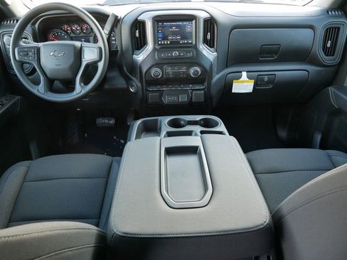 New 2026 Chevrolet Silverado 1500 Custom Trail Boss w/ LPO, Dark Essentials Package AWD/4WD image 7