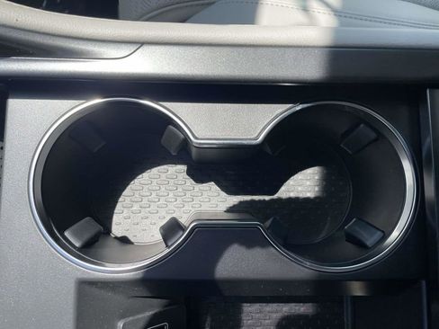 New 2026 Lincoln Nautilus Reserve AWD/4WD image 18