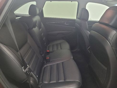 Used 2017 Kia Sorento EX AWD/4WD image 19