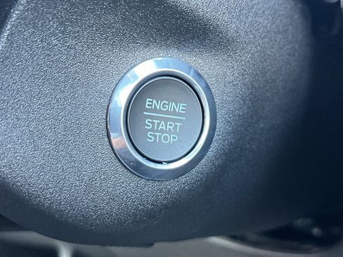 New 2026 Ford Transit 250 148 Medium Roof w/ Load Area Protection Package image 21