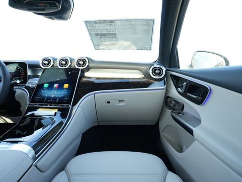 New 2026 Mercedes-Benz GLC 300 4MATIC image 25