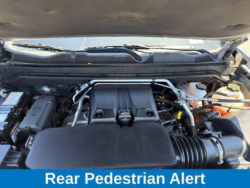 Used 2024 Chevrolet Colorado LT w/ LT Convenience Package III AWD/4WD image 29