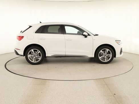 Certified 2023 Audi Q3 2.0T Premium w/ Convenience Package AWD/4WD image 8
