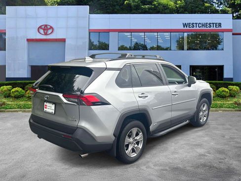 Certified 2024 Toyota RAV4 LE AWD/4WD image 7