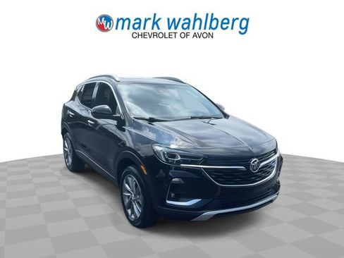 Used 2021 Buick Encore GX Essence w/ Experience Buick Package AWD/4WD image 2