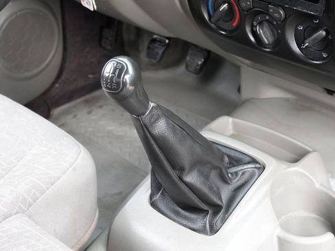 Used 2006 Chevrolet Colorado W/T RWD image 71