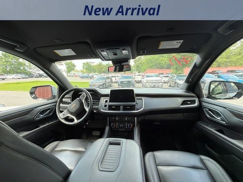 Used 2024 Chevrolet Tahoe LT AWD/4WD image 3