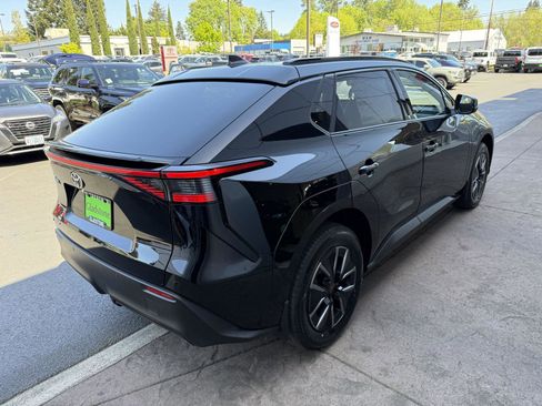 New 2026 Toyota bZ FWD image 5